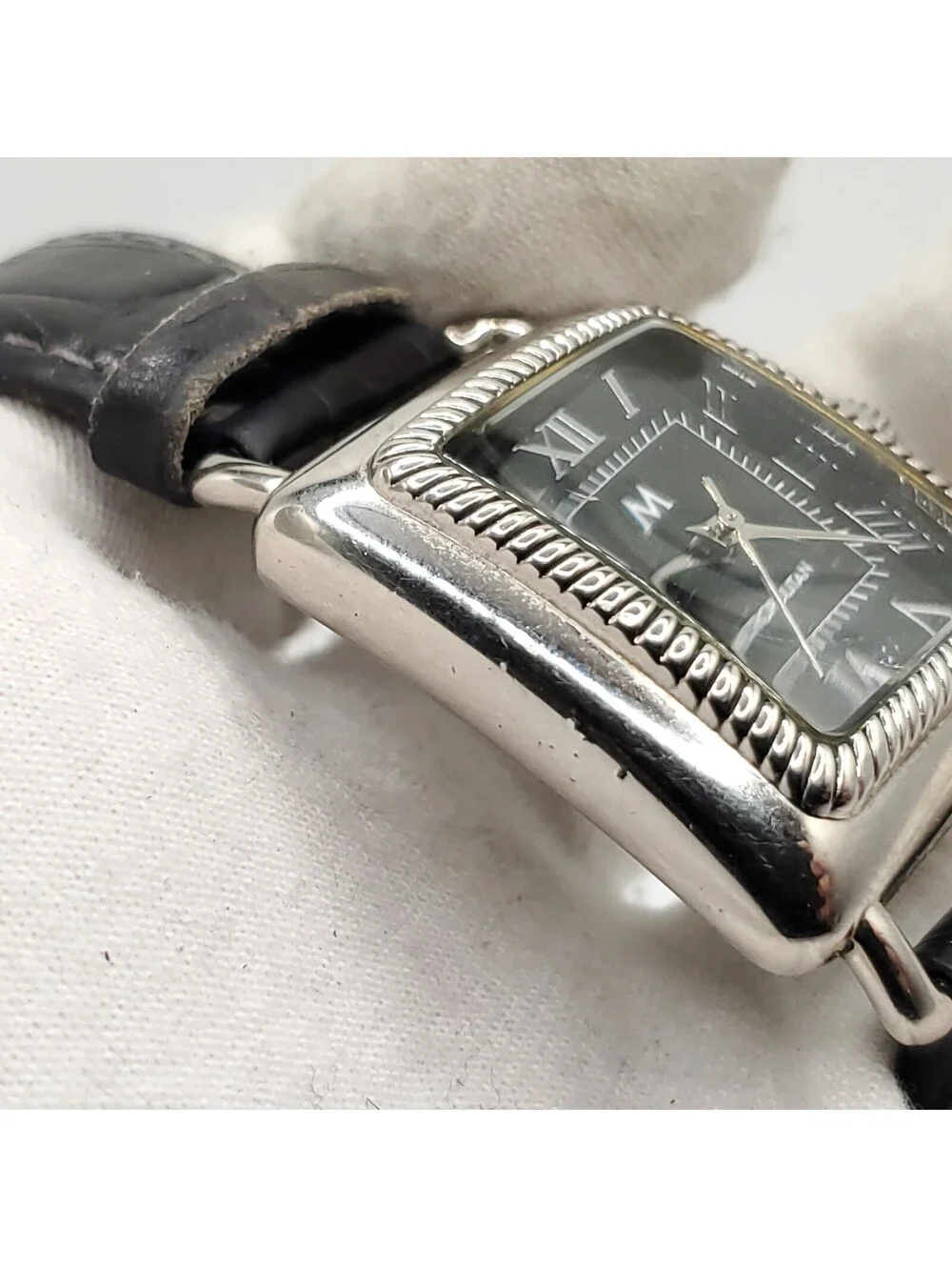 Metropolitan Quartz Watch New Battery Unisex Adults 31mm Square New Battery